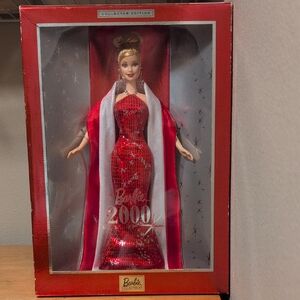 Barbie Collector Edition 2000 in Sparkling Red Gown! Still In The Box!
